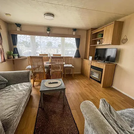 Lovely 6 Berth Caravan At Seawick Holiday Park In Essex Ref 27613Sw Clacton-on-Sea Exterior photo